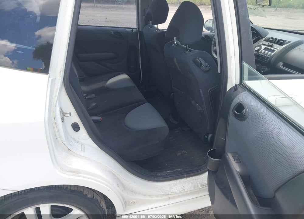 2007 HONDA FIT SPORT VIN: JHMGD38687S019373