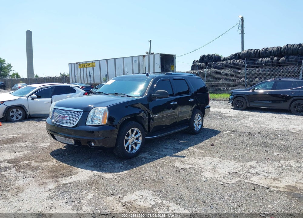 2008 GMC YUKON VIN: 1GKFK63838J101794