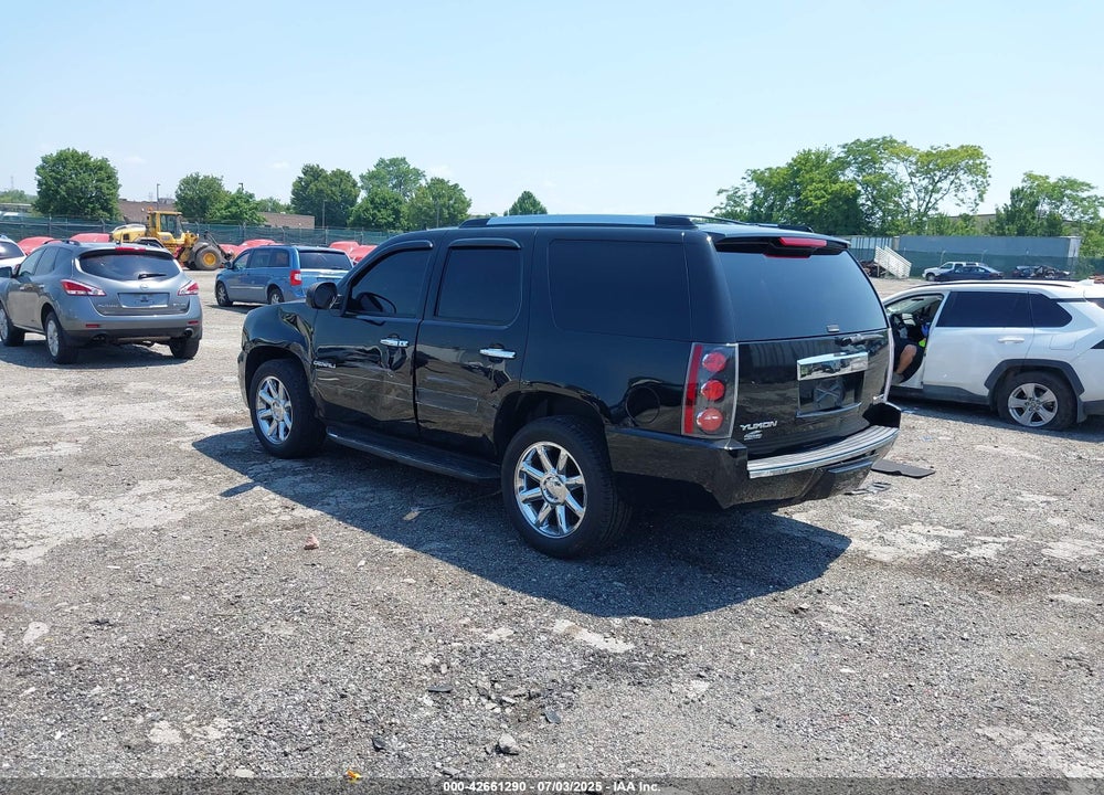 2008 GMC YUKON VIN: 1GKFK63838J101794