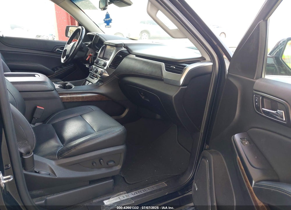 2019 CHEVROLET TAHOE VIN: 1GNSKBKCXKR361392