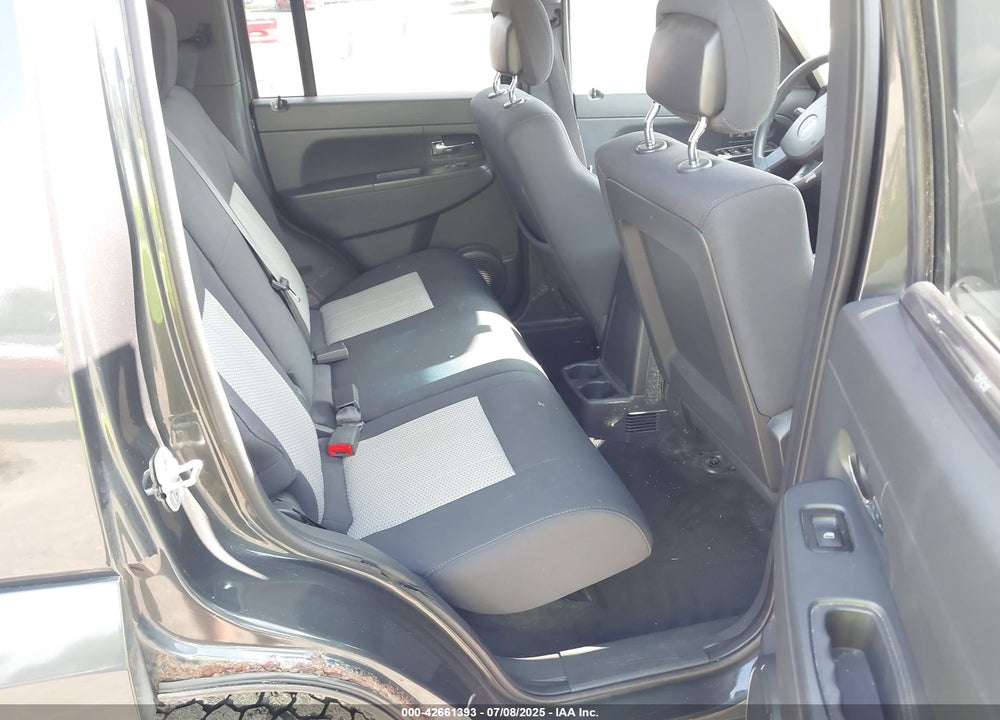 2010 JEEP LIBERTY VIN: 1J4PN2GK8AW166388