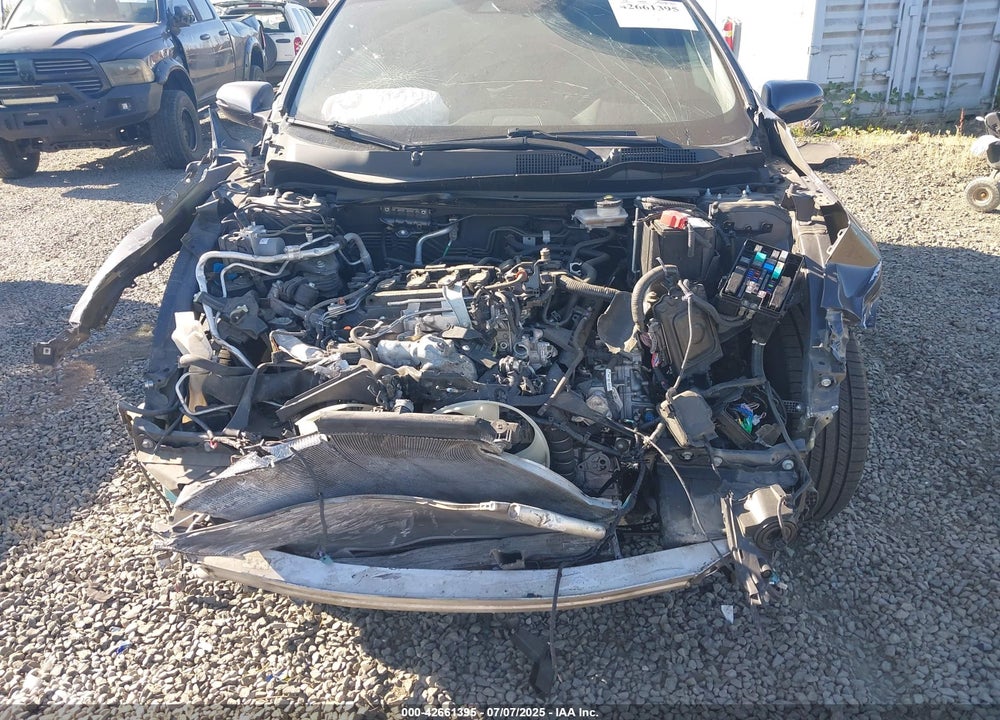 2017 HONDA CR-V VIN: 2HKRW2H50HH688713