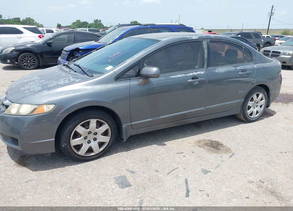 2010 HONDA CIVIC VIN: 2HGFA1F51AH536177