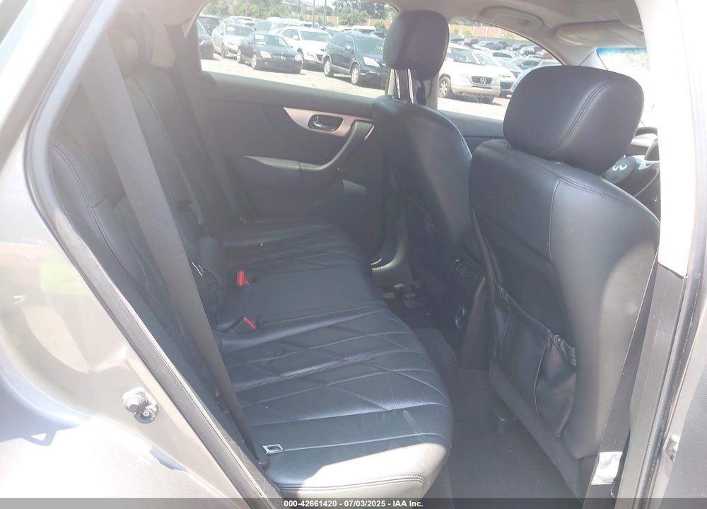 2009 INFINITI FX35 VIN: JNRAS18W89M154927