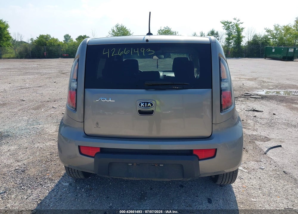 2011 KIA SOUL VIN: KNDJT2A21B7219194