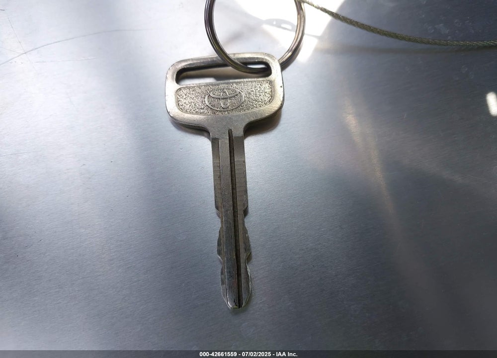 1997 TOYOTA CAMRY XLE V6 VIN: 4T1BF22K9VU003654