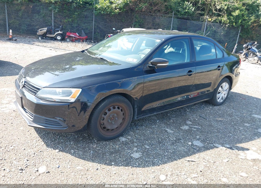 2014 VOLKSWAGEN JETTA VIN: 3VWD17AJ0EM393384