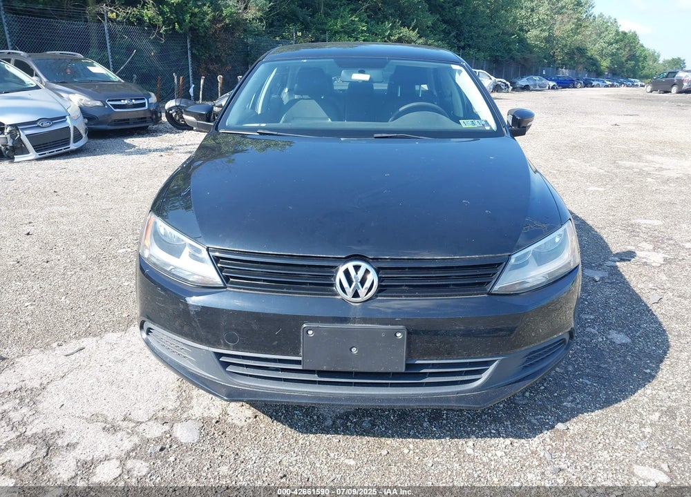 2014 VOLKSWAGEN JETTA VIN: 3VWD17AJ0EM393384