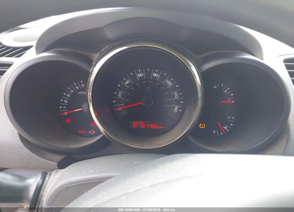 2011 KIA SOUL VIN: KNDJT2A29B7203891
