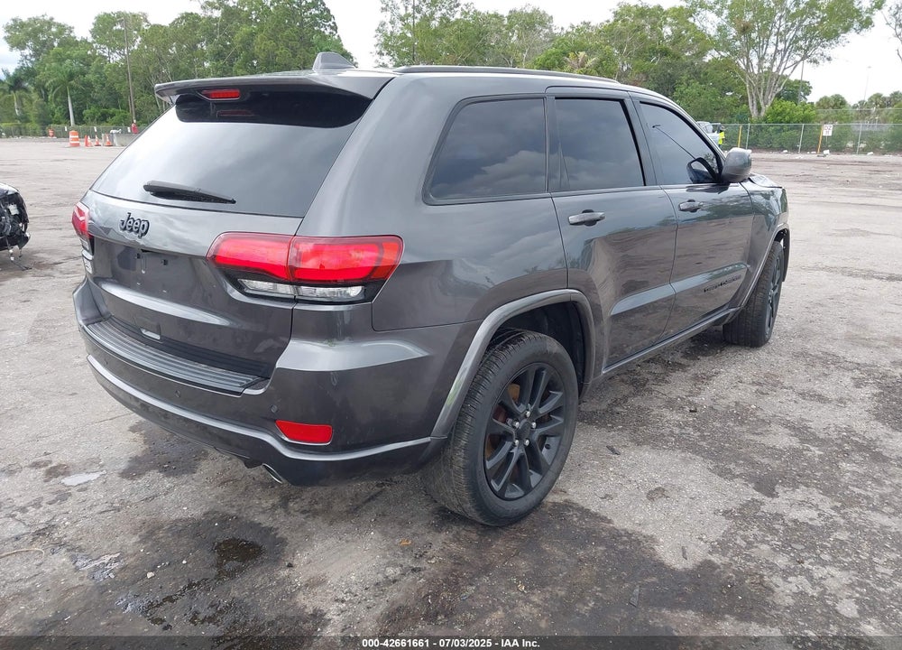 2018 JEEP GRAND CHEROKEE VIN: 1C4RJEAG2JC428214