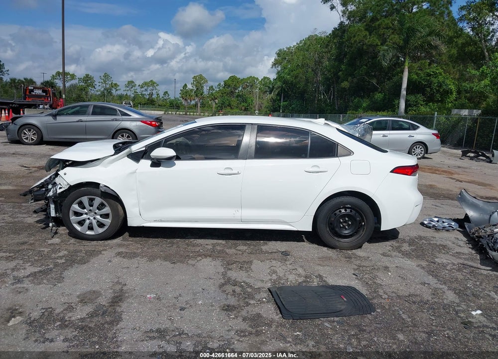 2022 TOYOTA COROLLA VIN: 5YFEPMAE1NP297800