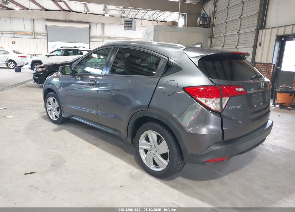 2019 HONDA HR-V VIN: 3CZRU5H56KM715352