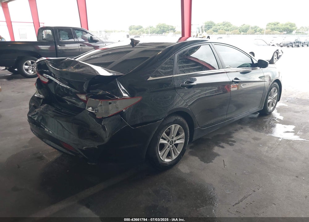 2013 HYUNDAI SONATA VIN: 5NPEB4AC8DH756975