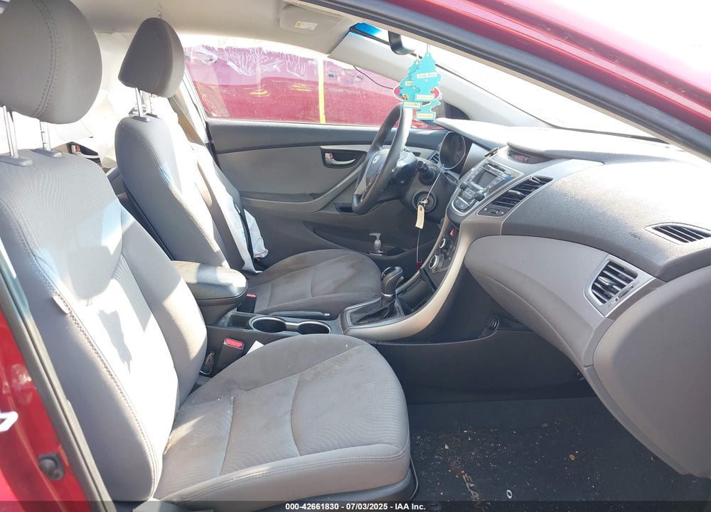 2016 HYUNDAI ELANTRA SE VIN: 5NPDH4AE8GH733728