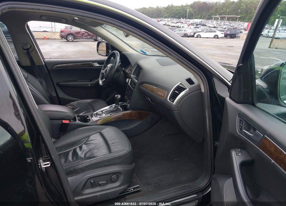 2011 AUDI Q5 VIN: WA1LFAFP0BA042651