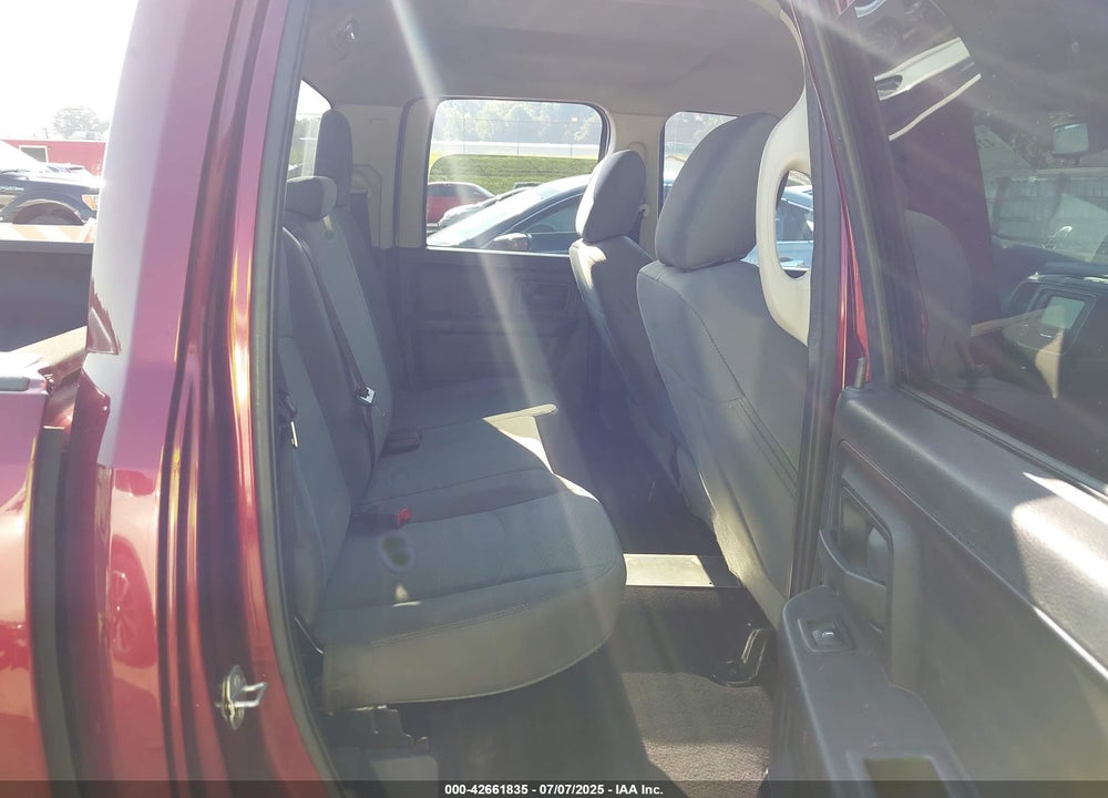 2016 RAM 1500 EXPRESS VIN: 1C6RR6FT5GS183385