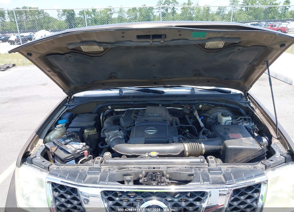 2005 NISSAN PATHFINDER LE VIN: 5N1AR18W95C701551