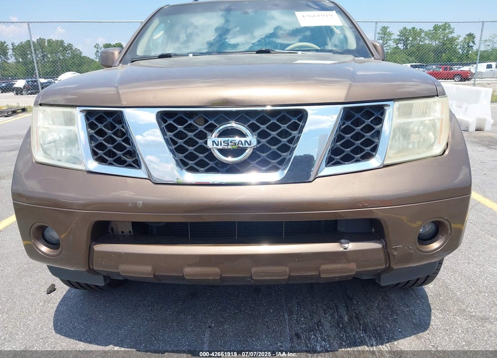 2005 NISSAN PATHFINDER LE VIN: 5N1AR18W95C701551