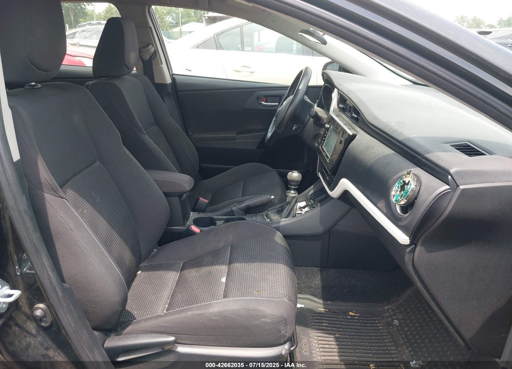 2016 SCION IM VIN: JTNKARJE0GJ522129