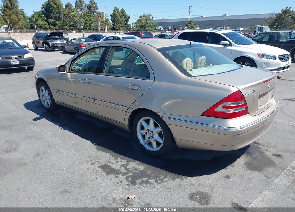 2002 MERCEDES-BENZ C 240 VIN: WDBRF61J62E006535