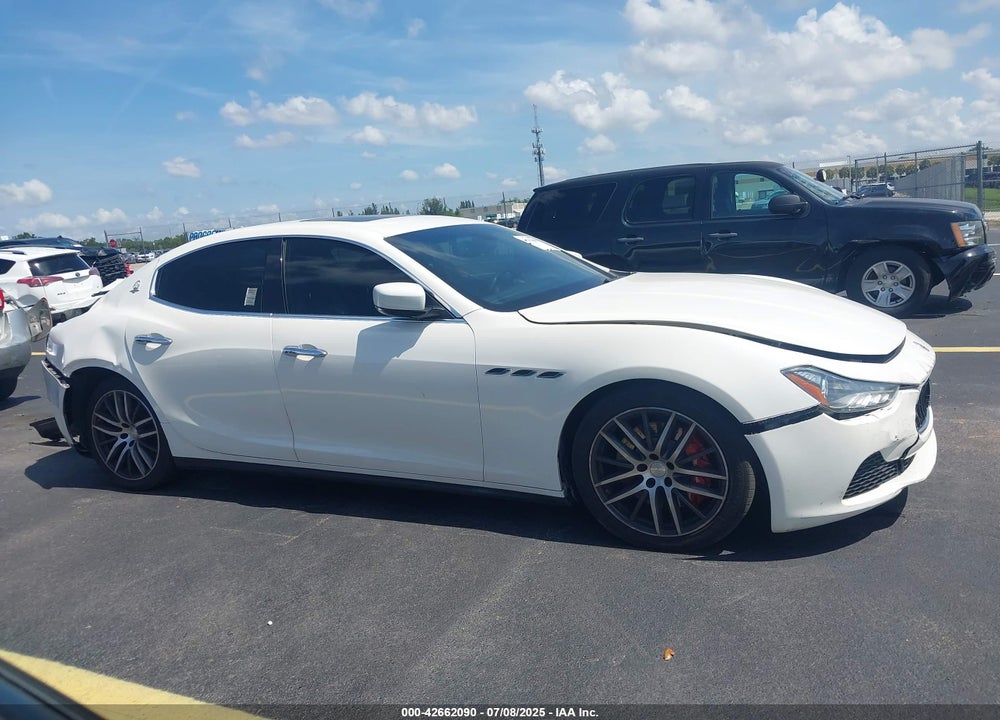 2015 MASERATI GHIBLI VIN: ZAM57XSA5F1140401