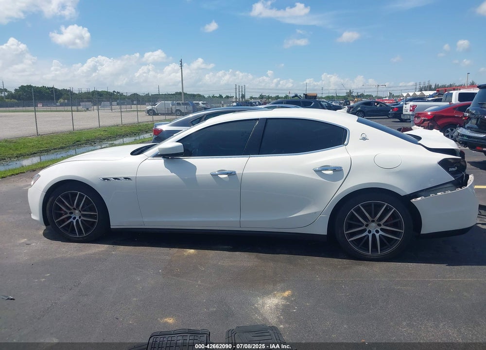 2015 MASERATI GHIBLI VIN: ZAM57XSA5F1140401