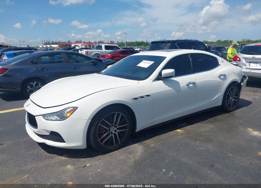2015 MASERATI GHIBLI VIN: ZAM57XSA5F1140401