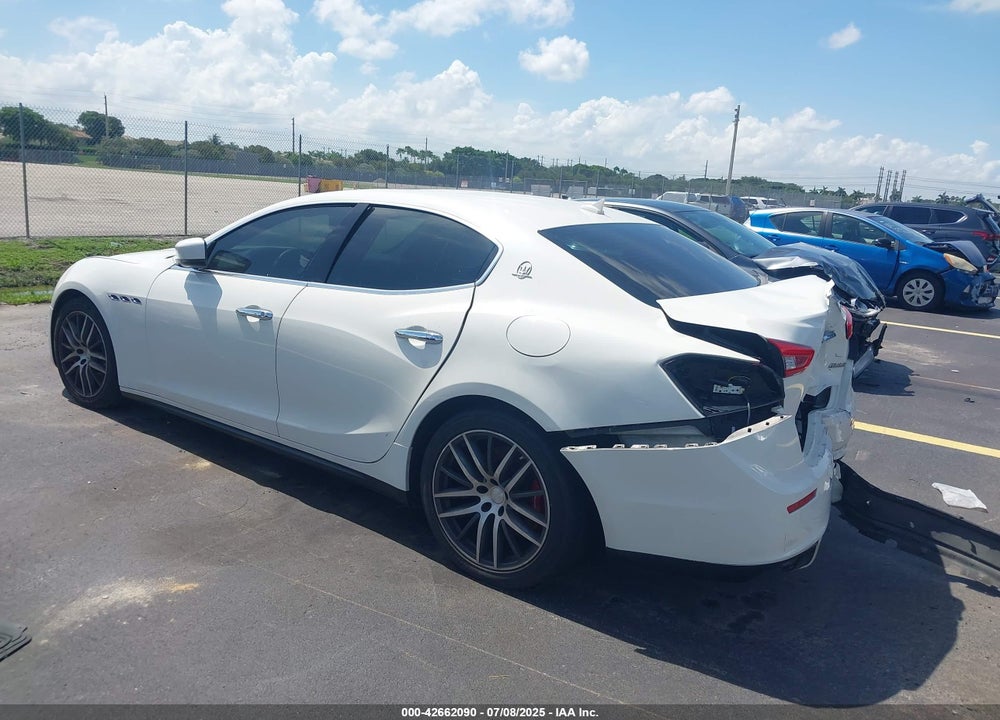2015 MASERATI GHIBLI VIN: ZAM57XSA5F1140401