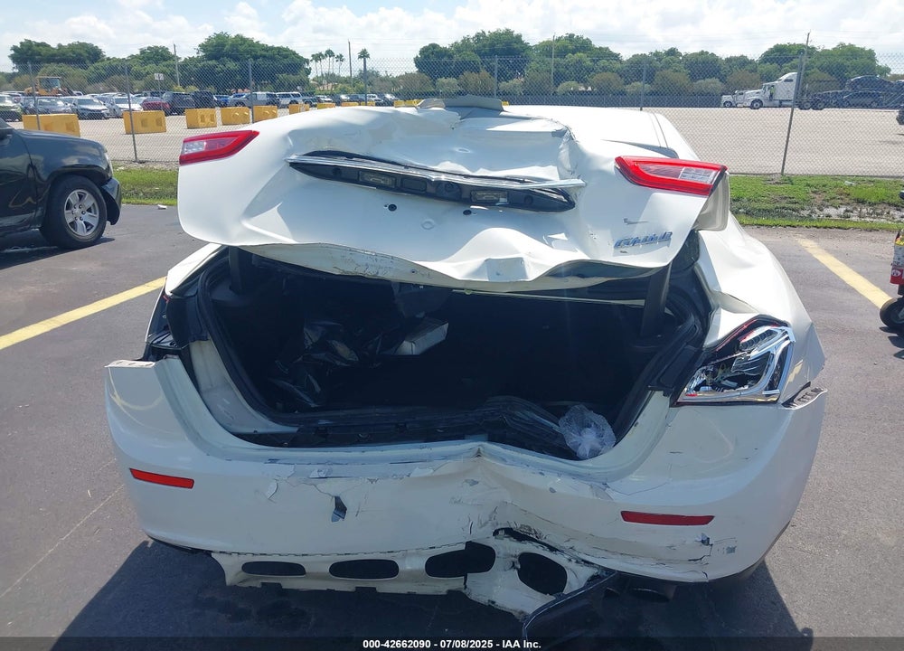 2015 MASERATI GHIBLI VIN: ZAM57XSA5F1140401