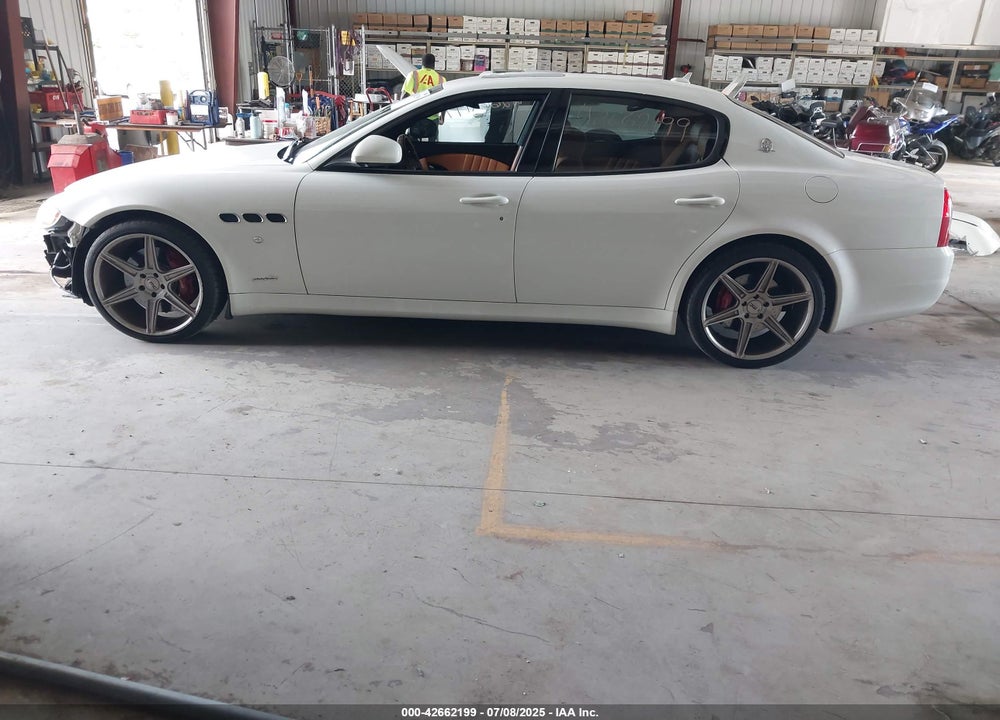 2013 MASERATI QUATTROPORTE S VIN: ZAM39NKA7D0066682