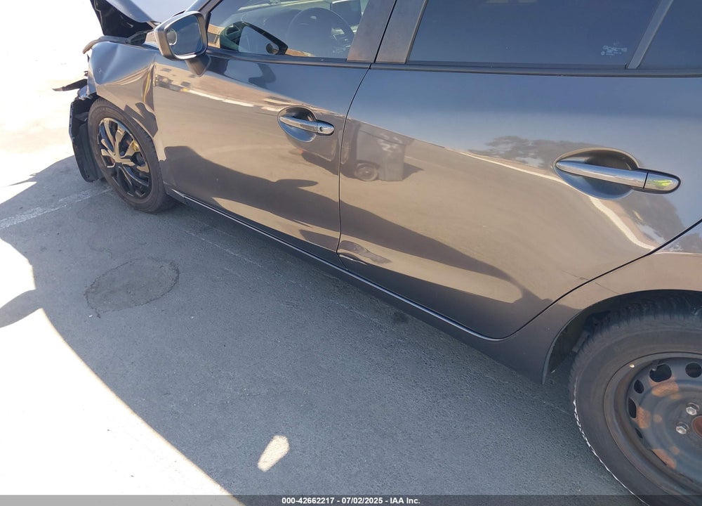 2016 MAZDA 3 I SPORT VIN: JM1BM1T7XG1290375