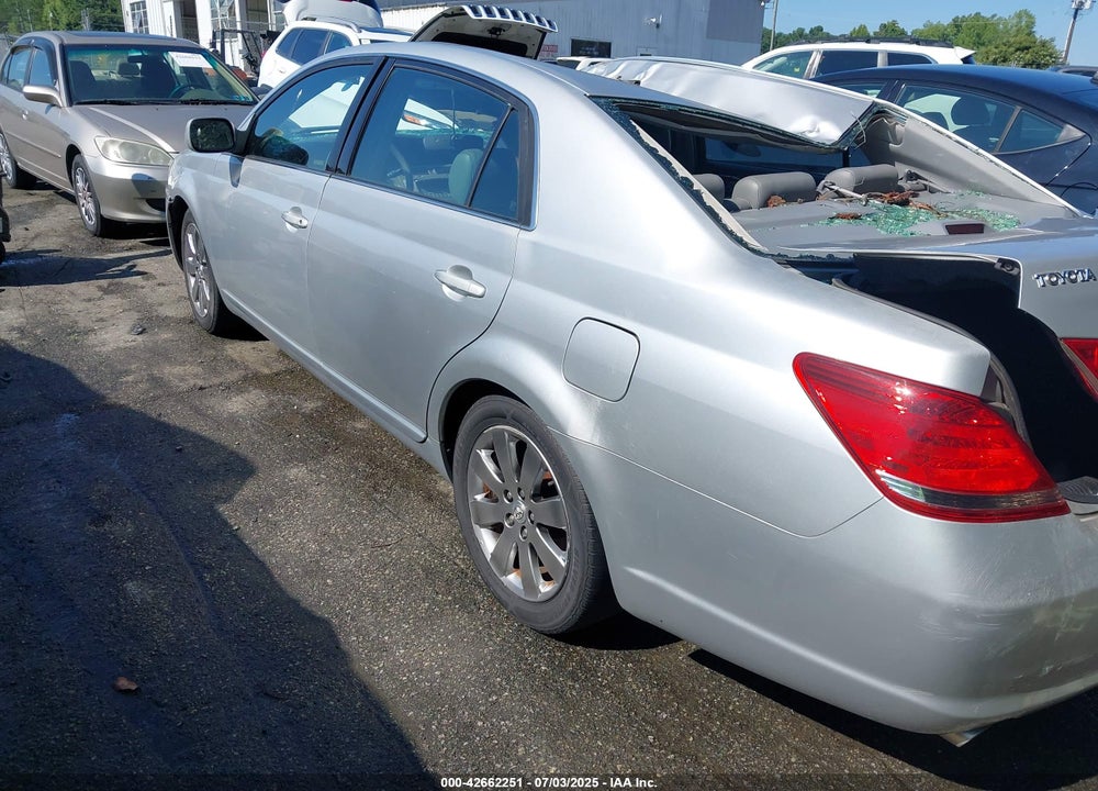 2005 TOYOTA AVALON XLS VIN: 4T1BK36B45U026982