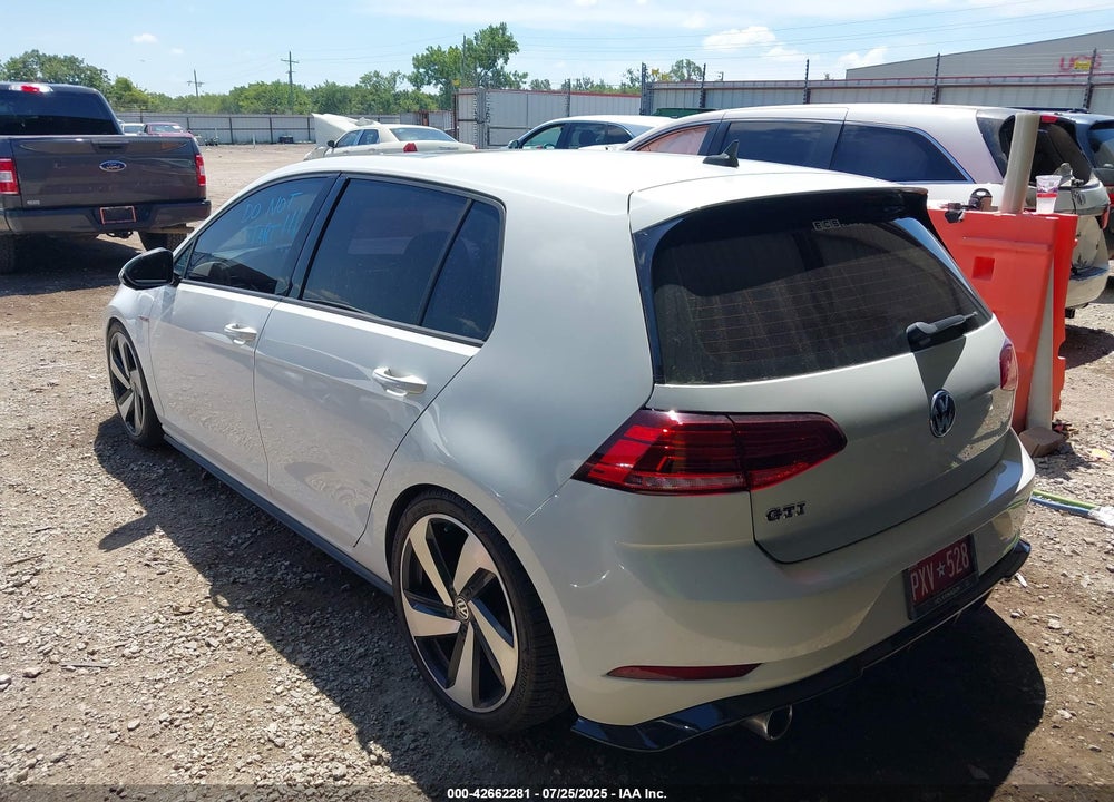 2018 VOLKSWAGEN GOLF VIN: 3VW447AU2JM275235
