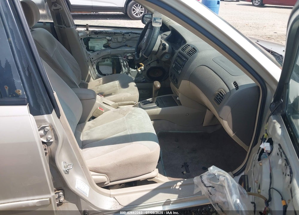 2002 MAZDA PROTEGE DX/ES/LX VIN: JM1BJ225720500685