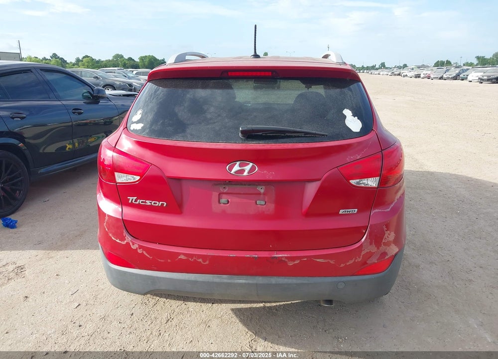2015 HYUNDAI TUCSON VIN: KM8JUCAG7FU086345