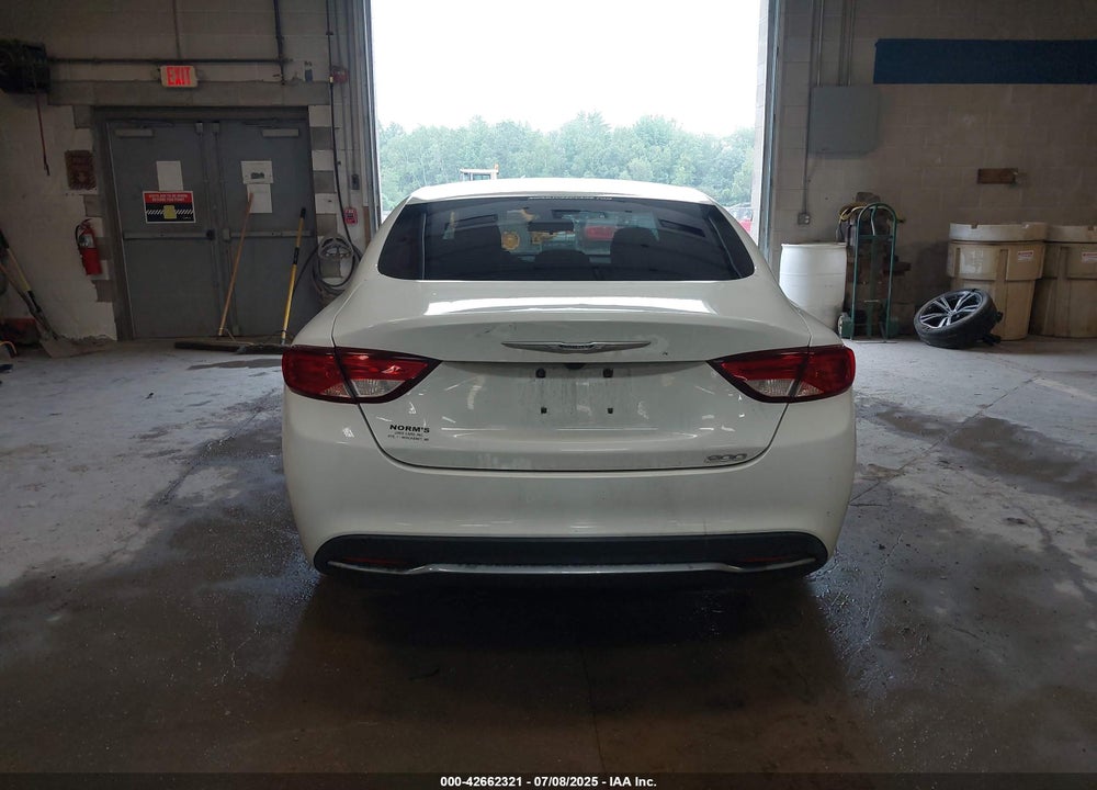 2016 CHRYSLER 200 VIN: 1C3CCCAB5GN130122
