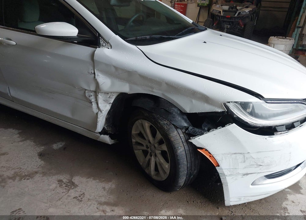 2016 CHRYSLER 200 VIN: 1C3CCCAB5GN130122