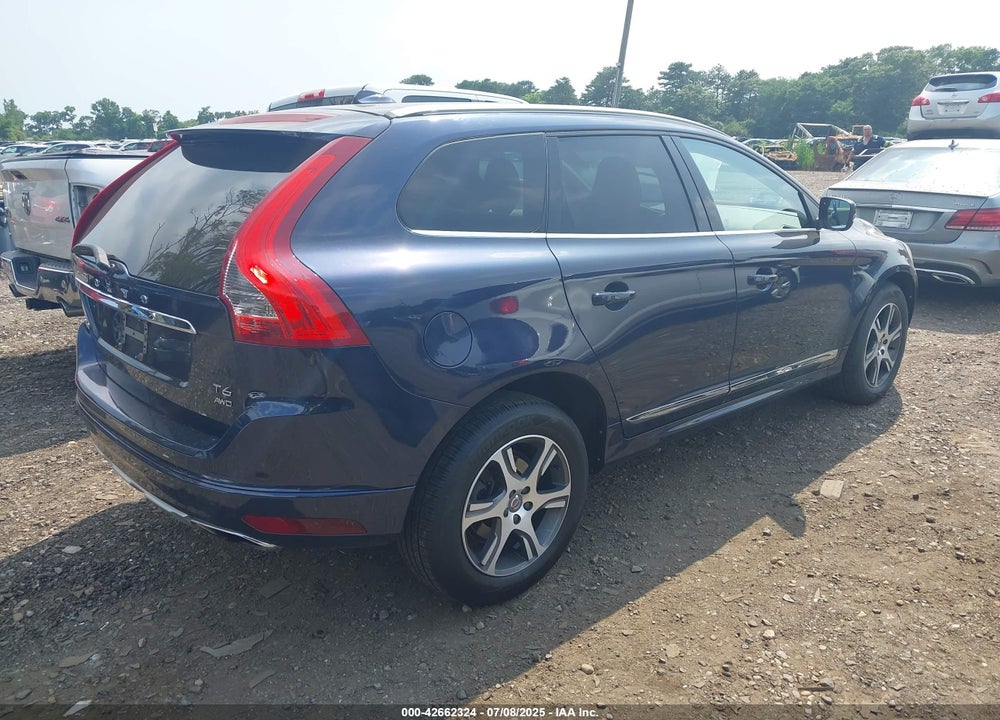 2015 VOLVO XC60 VIN: YV4902RK7F2707839