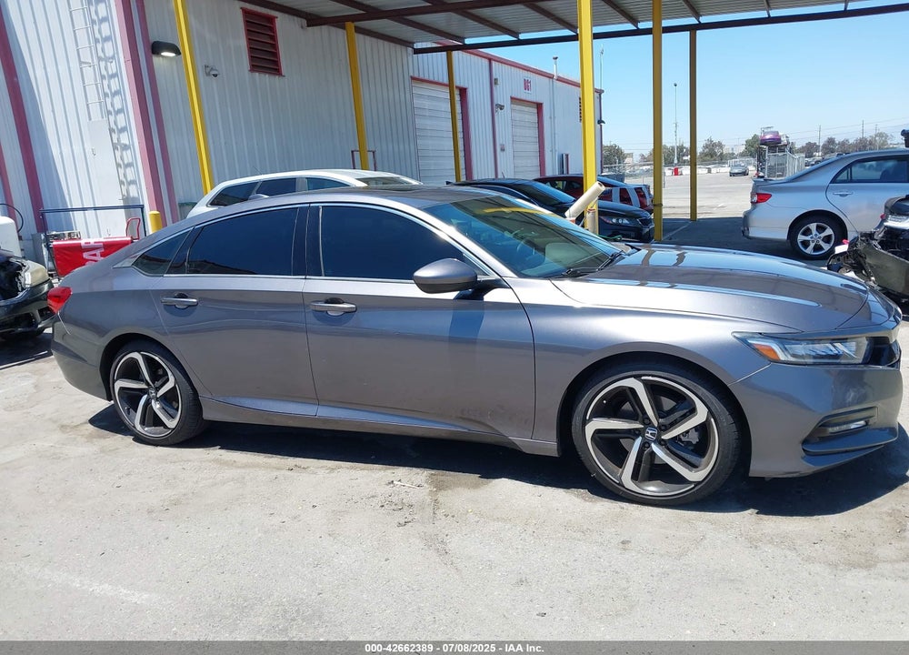 2018 HONDA ACCORD SPORT 2.0T VIN: 1HGCV2F33JA023149