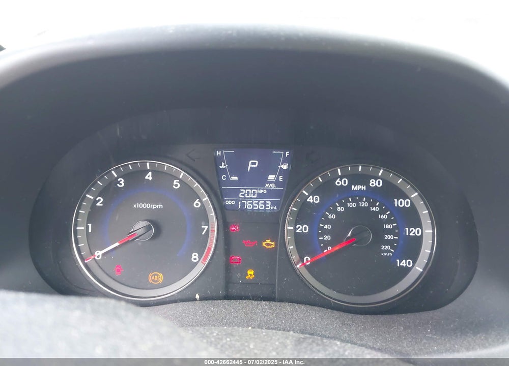 2014 HYUNDAI ACCENT VIN: KMHCT5AE4EU181241