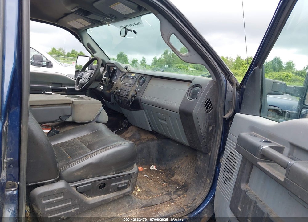 2011 FORD F-250 VIN: 1FT7X2B61BEB00699