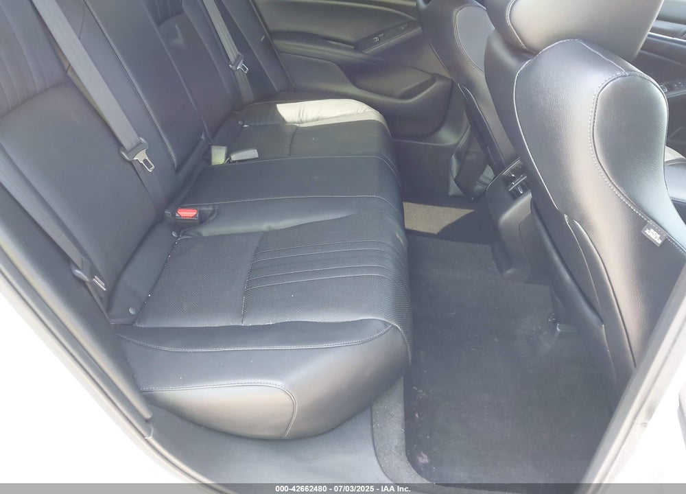 2018 HONDA ACCORD VIN: 1HGCV2F94JA012665