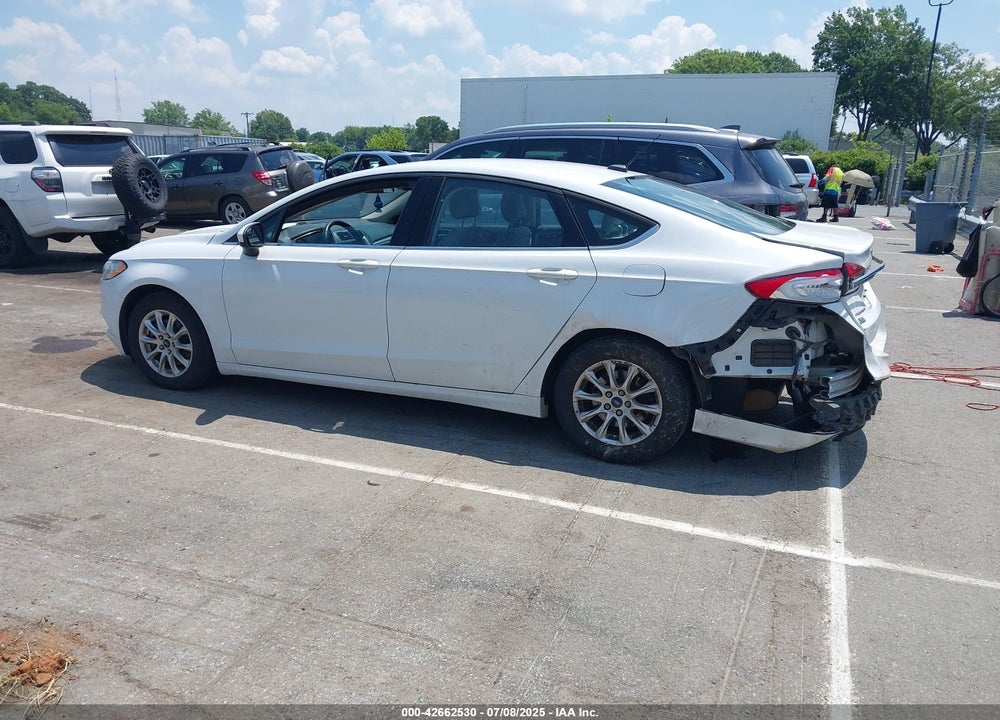 2017 FORD FUSION S VIN: 3FA6P0G71HR164531