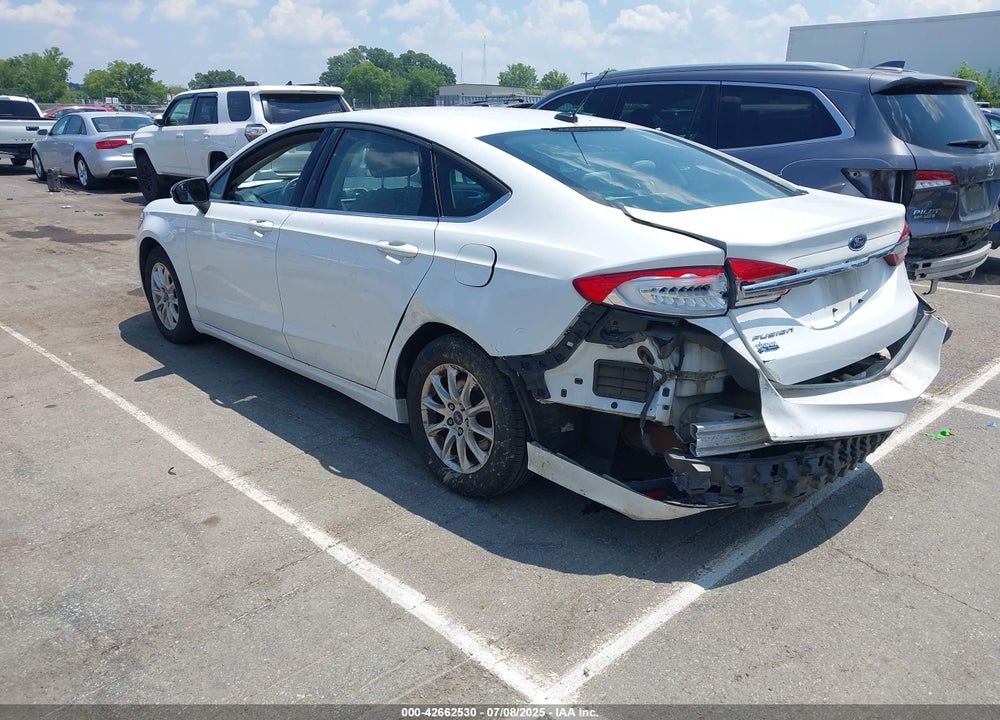 2017 FORD FUSION S VIN: 3FA6P0G71HR164531
