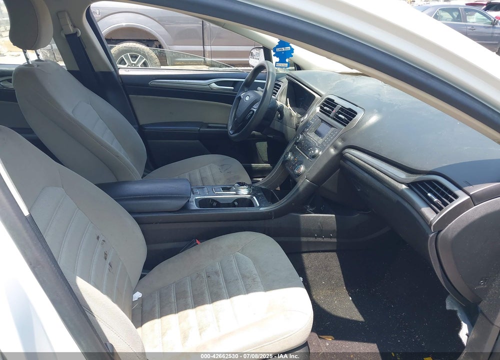 2017 FORD FUSION S VIN: 3FA6P0G71HR164531