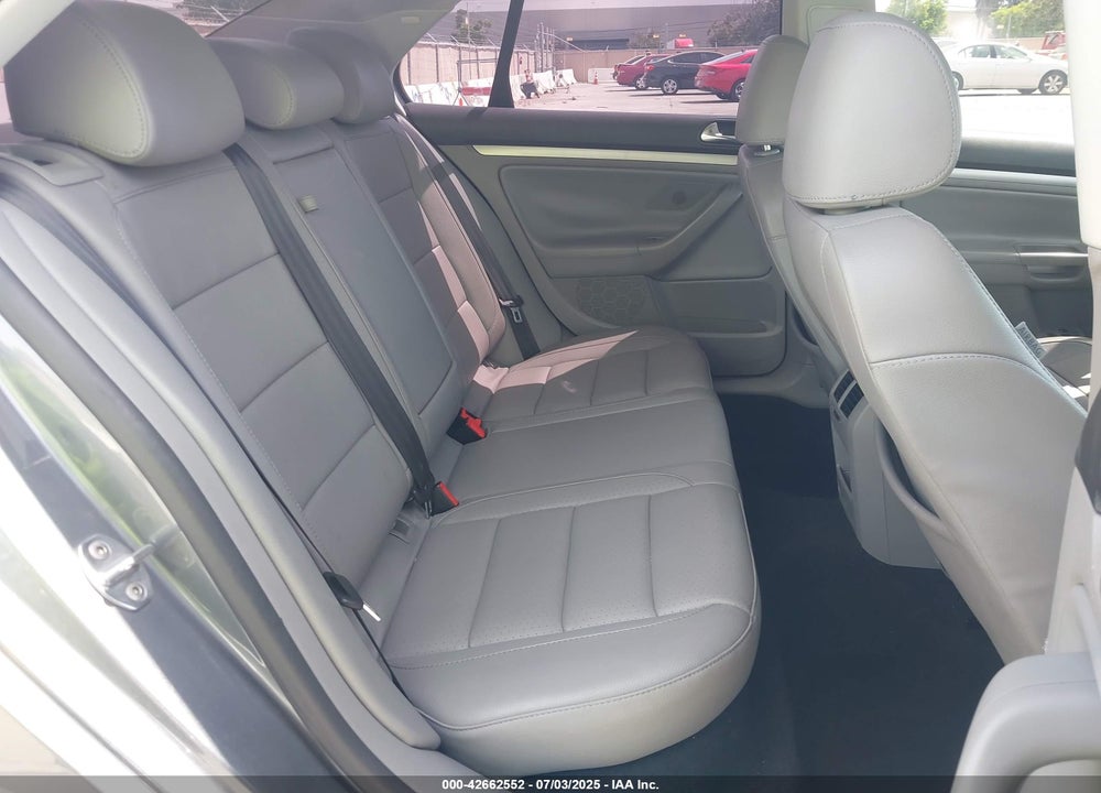 2008 VOLKSWAGEN JETTA VIN: 3VWRA71K98M183448