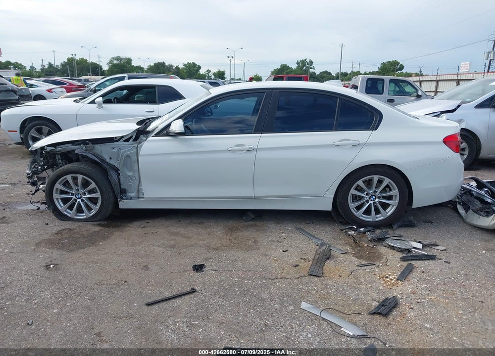 2018 BMW 3 SERIES VIN: WBA8A9C52JAH14185