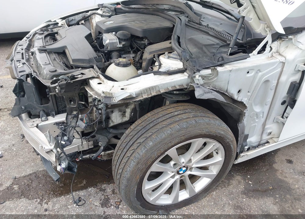 2018 BMW 3 SERIES VIN: WBA8A9C52JAH14185