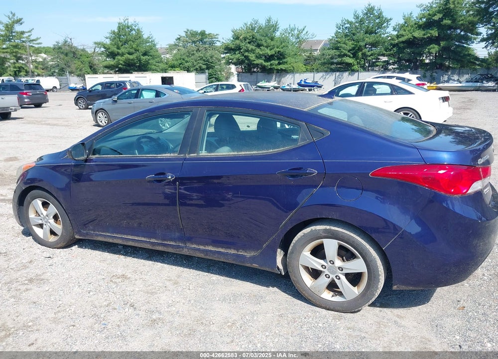 2013 HYUNDAI ELANTRA VIN: 5NPDH4AE8DH436406