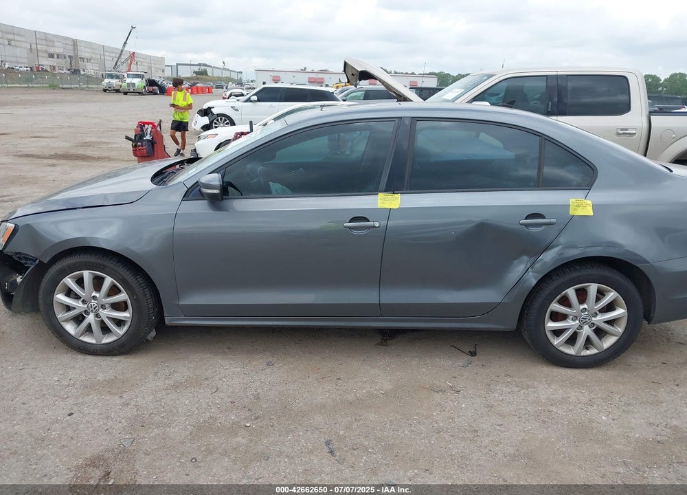 2012 VOLKSWAGEN JETTA VIN: 3VWDX7AJ0CM336503